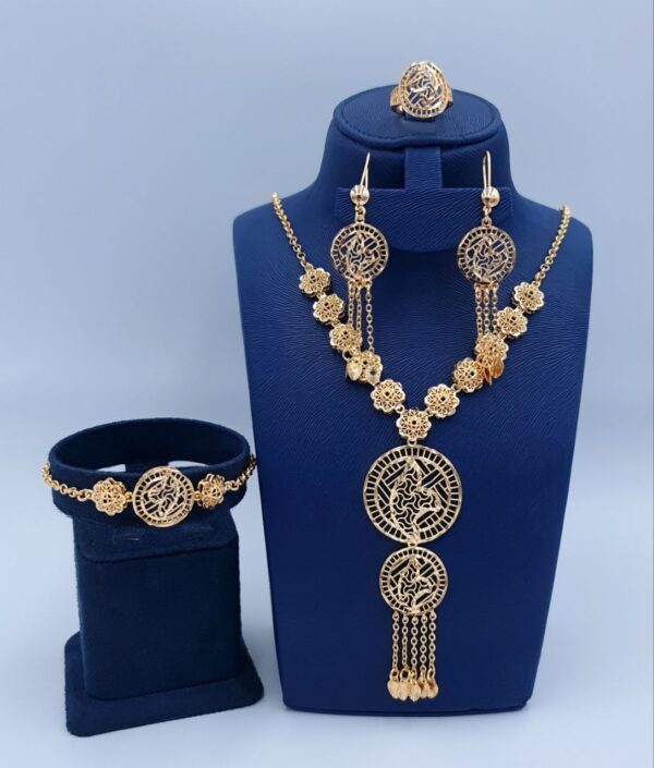 💫 Where Gold Meets Grace | 5-Piece Jewelry Set to Celebrate You