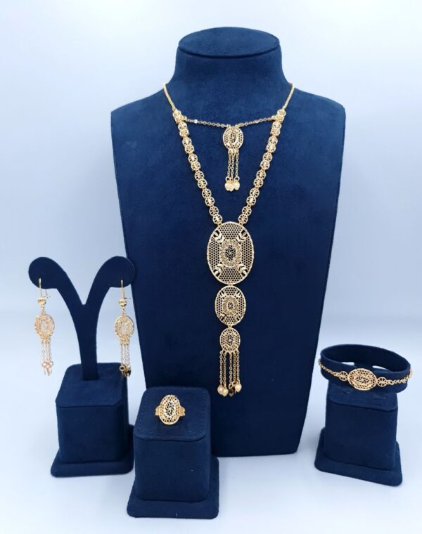 Grace in Every Detail — Discover the Jewelry Set That Tells Your Story