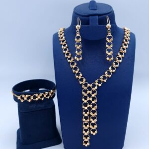 5-Piece Jewelry Set to Celebrate Fashion