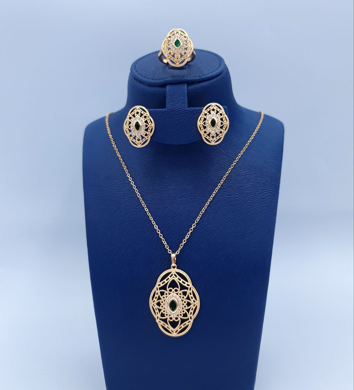 💫 Where Gold Meets Grace | 5-Piece Jewelry Set to Celebrate You Dubai Fashion