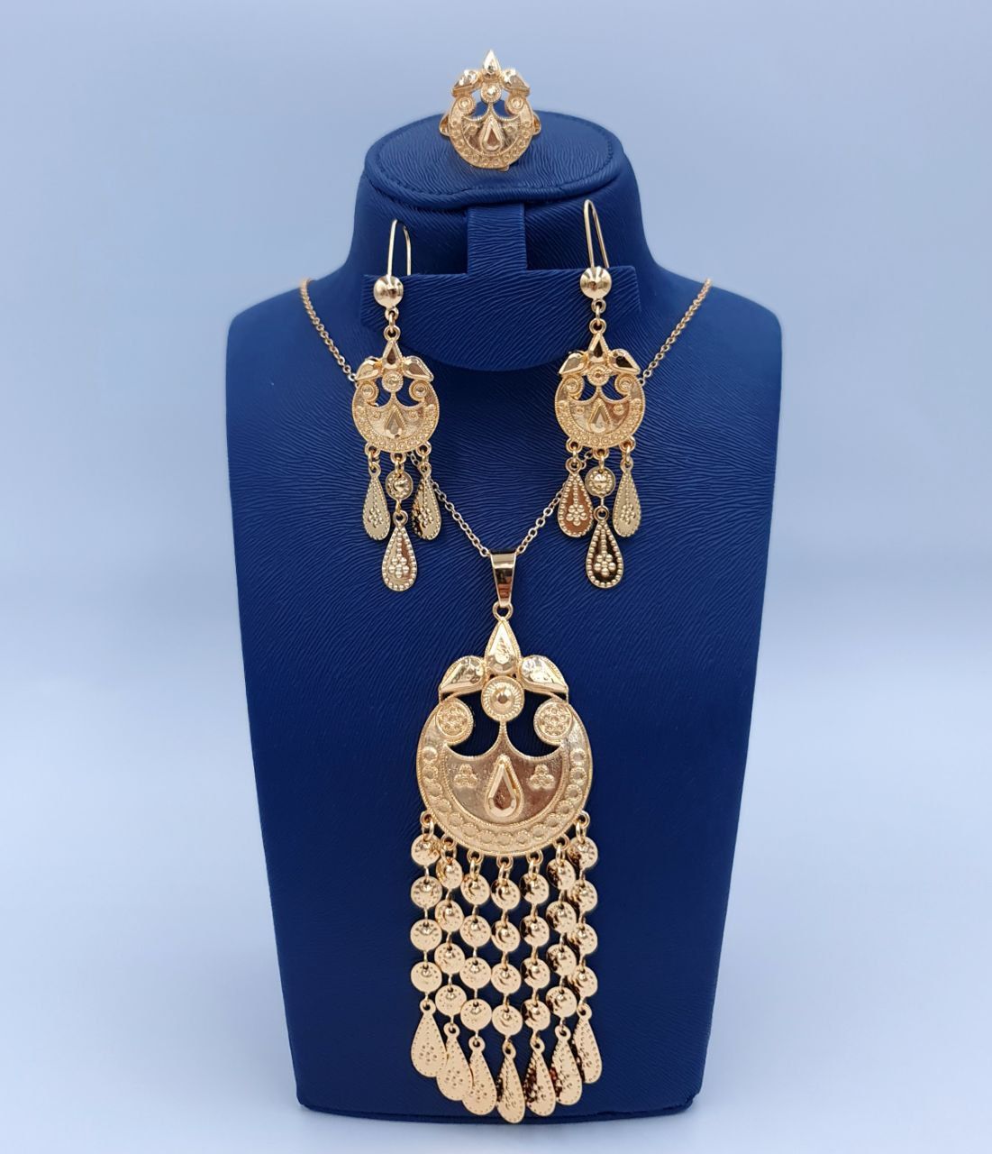 💫 Where Gold Meets Grace | 5-Piece Jewelry Set to Celebrate You Dubai Fashion