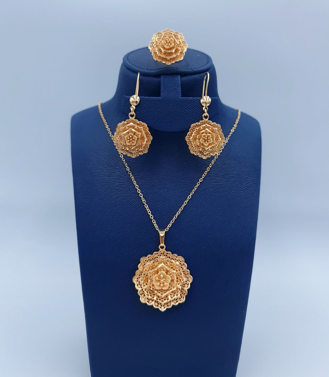 💫 Where Gold Meets Grace | 5-Piece Jewelry Set to Celebrate You Dubai Fashion