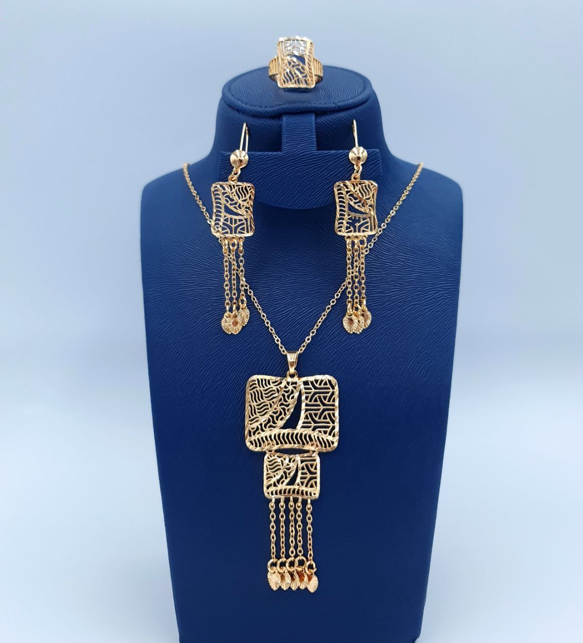 💫 Where Gold Meets Grace | 5-Piece Jewelry Set to Celebrate You Dubai Fashion